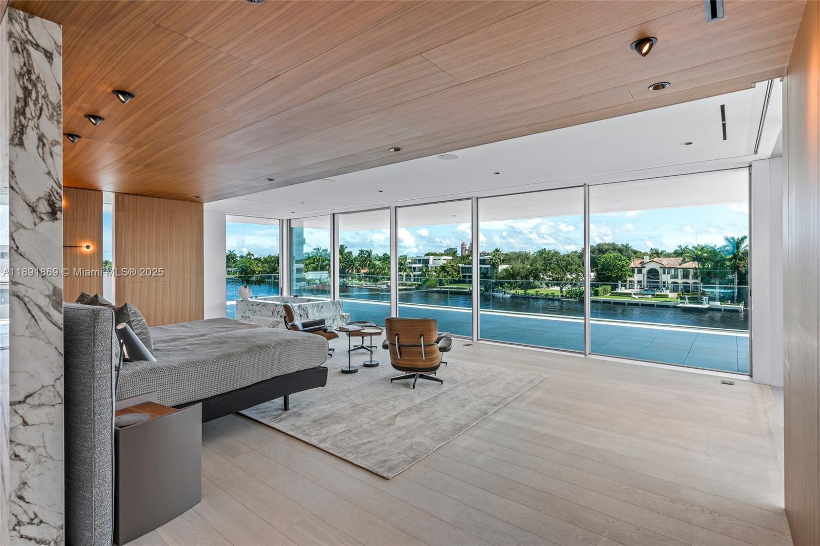 2131 NE 15th St Fort Lauderdale, FL 33304