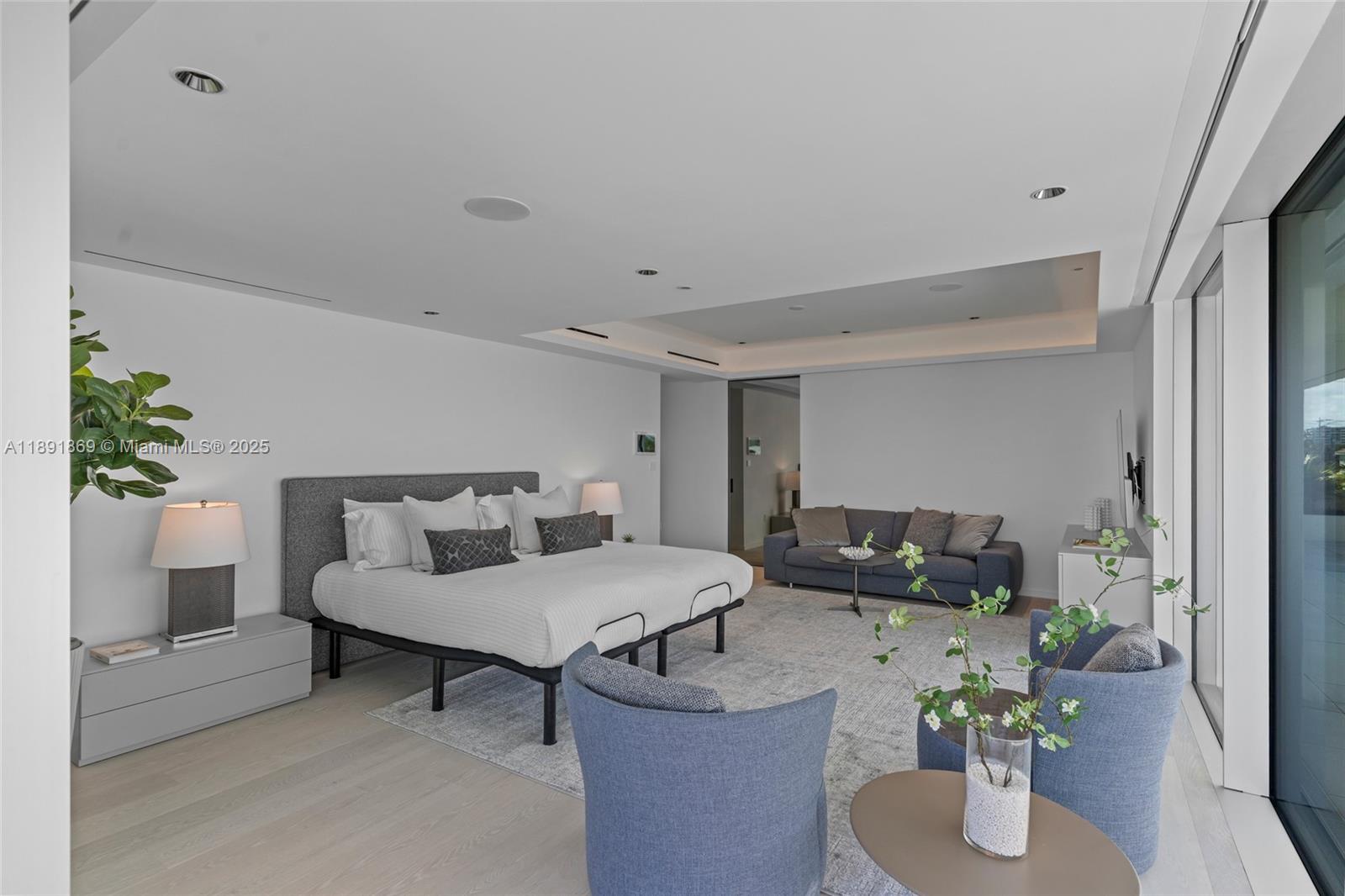 2131 NE 15th St Fort Lauderdale, FL 33304