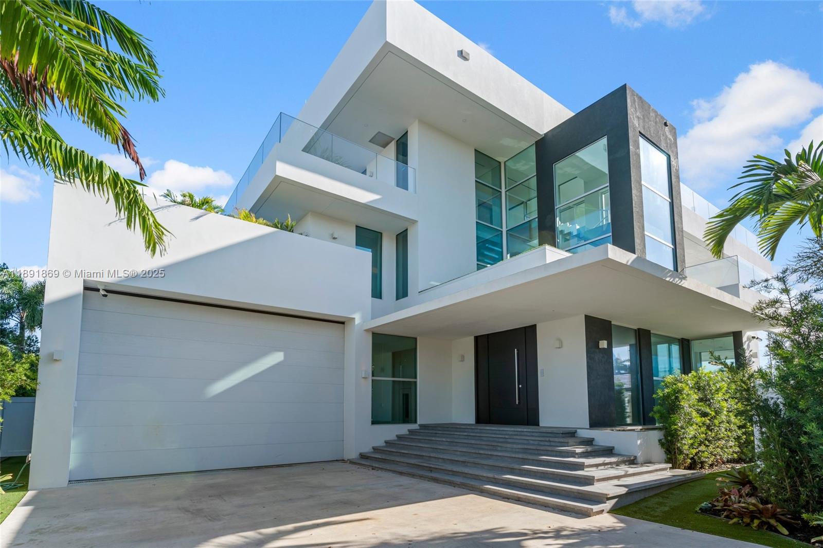 2131 NE 15th St Fort Lauderdale, FL 33304