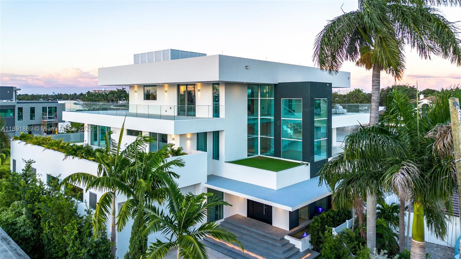 2131 NE 15th St Fort Lauderdale, FL 33304