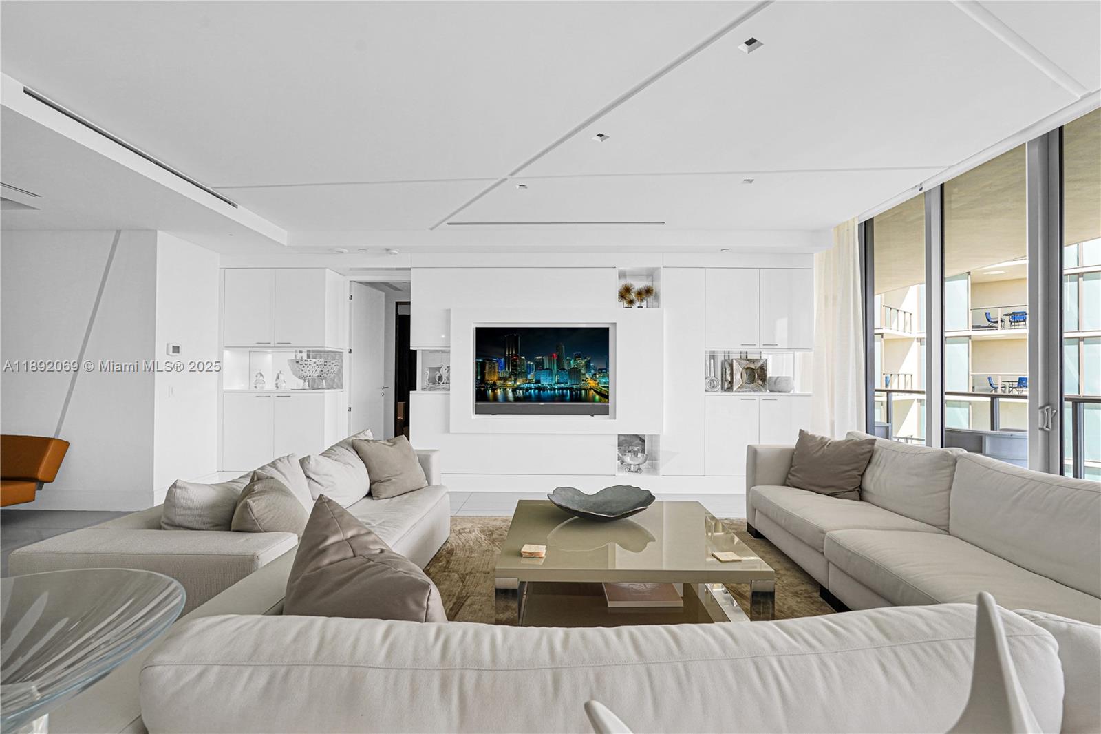 image St Regis Bal Harbour10