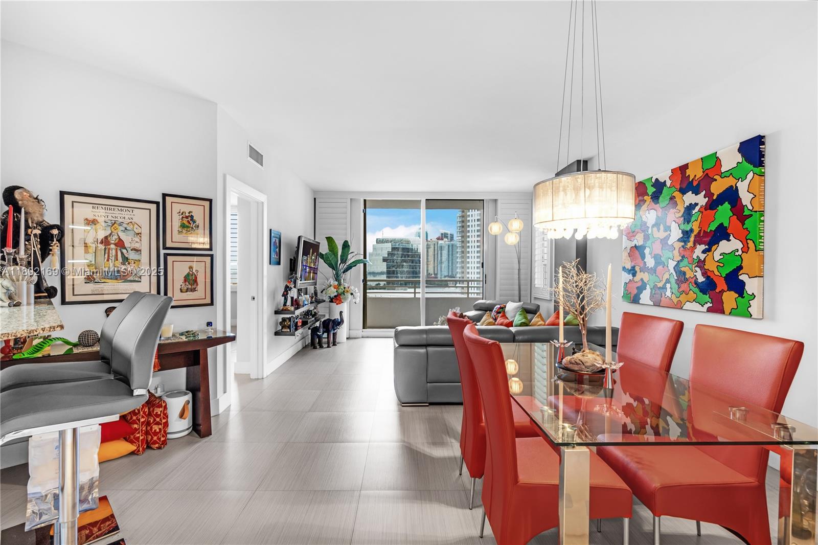 888 Brickell Key Dr #1002