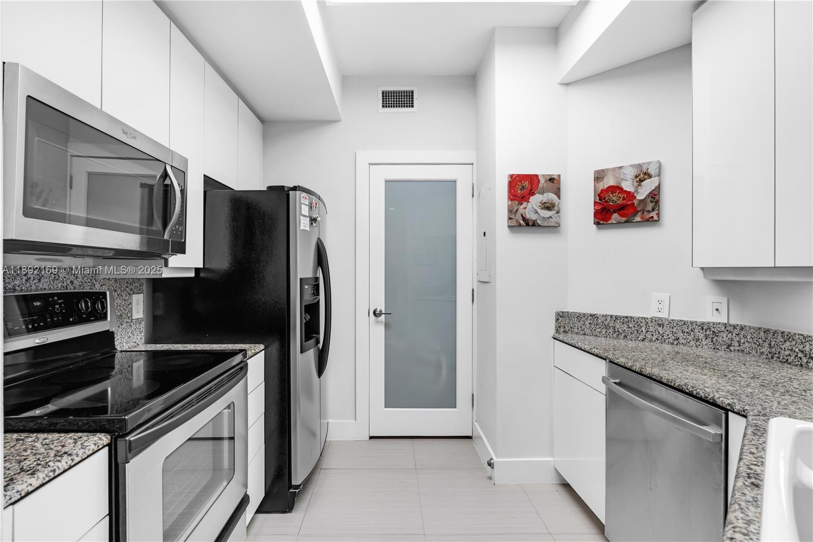 888 Brickell Key Dr #1002 Miami, FL 33131