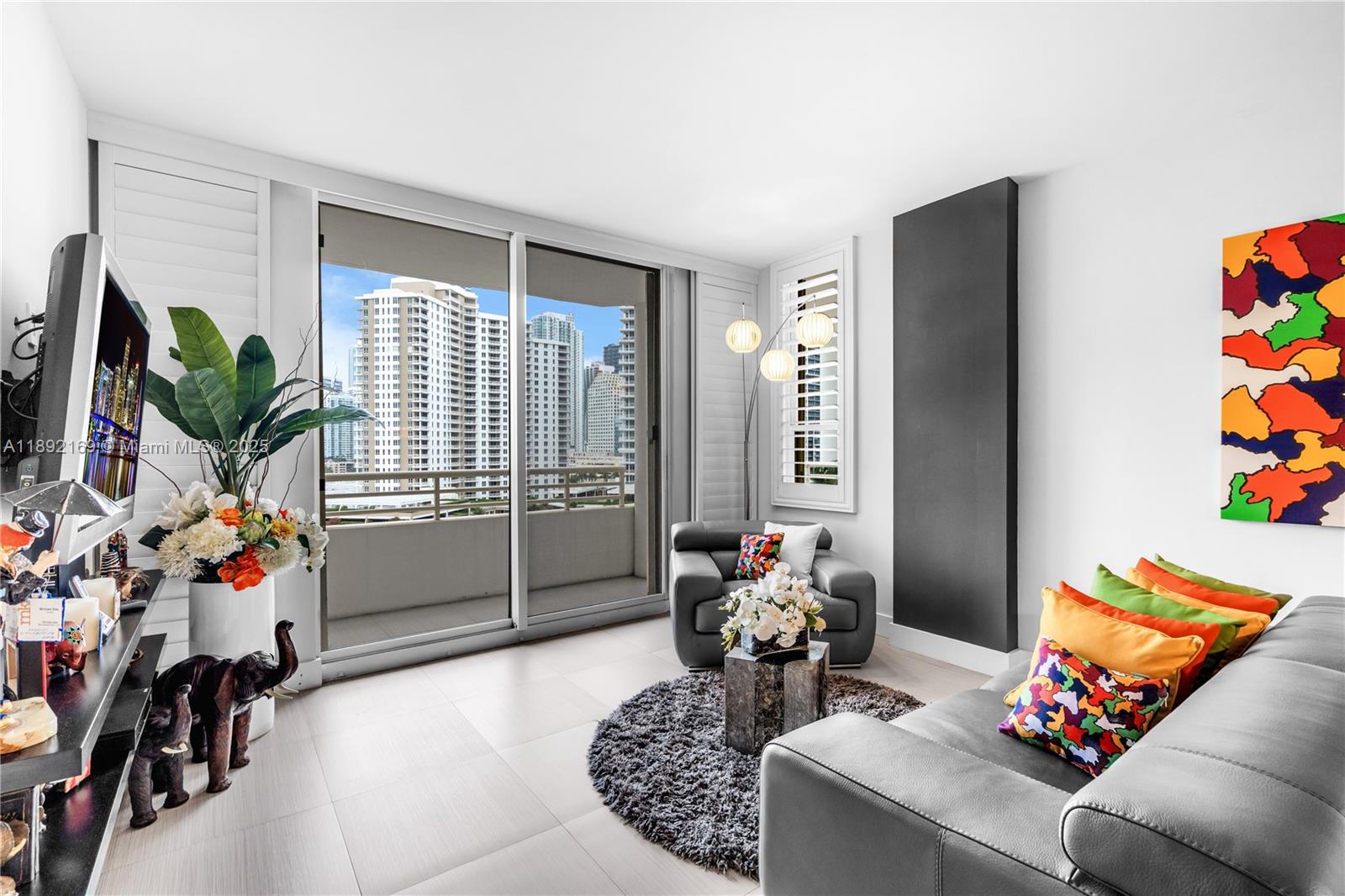 888 Brickell Key Dr #1002 Miami, FL 33131