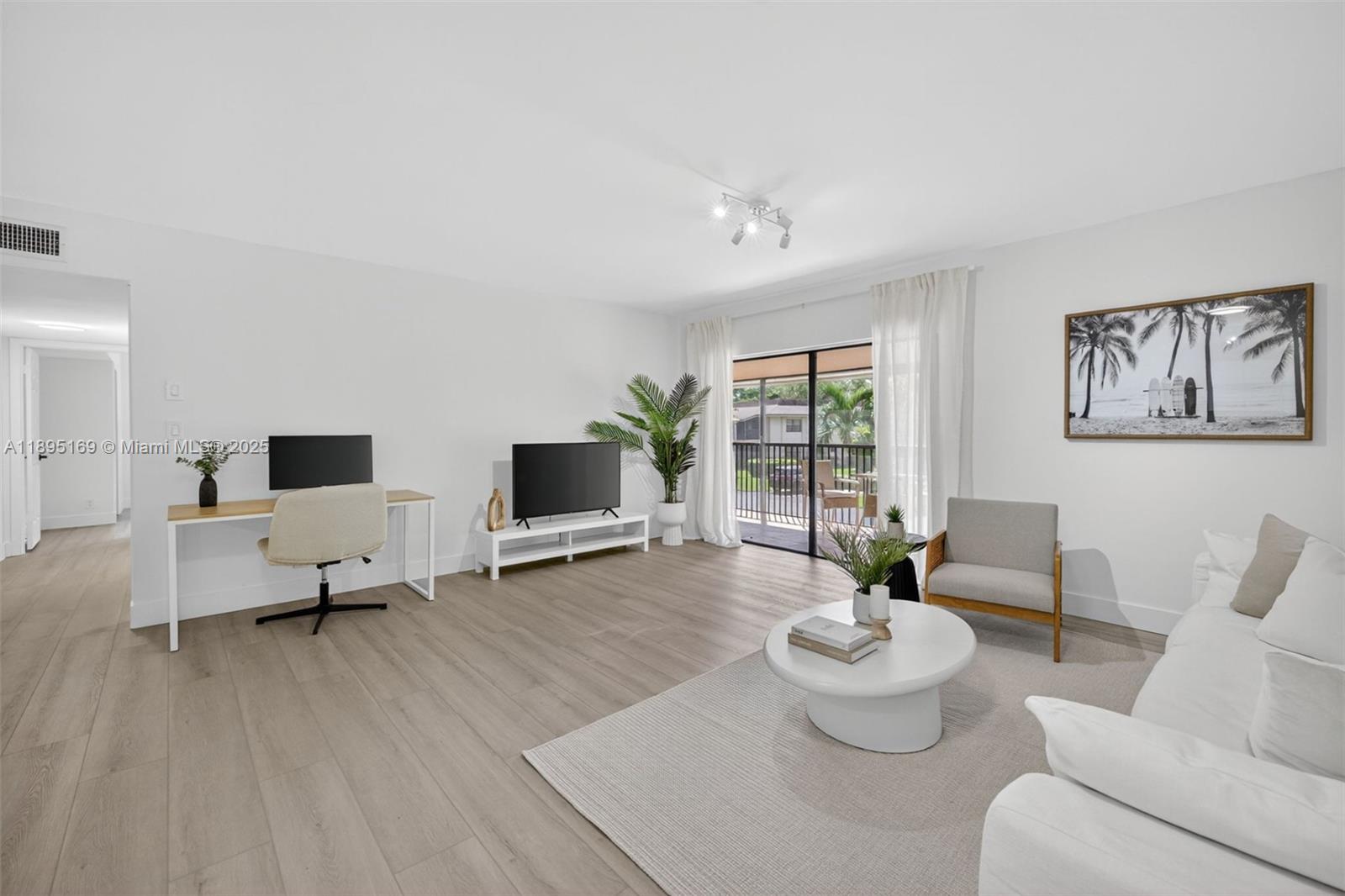 261 Deer Crk Blvd #1205