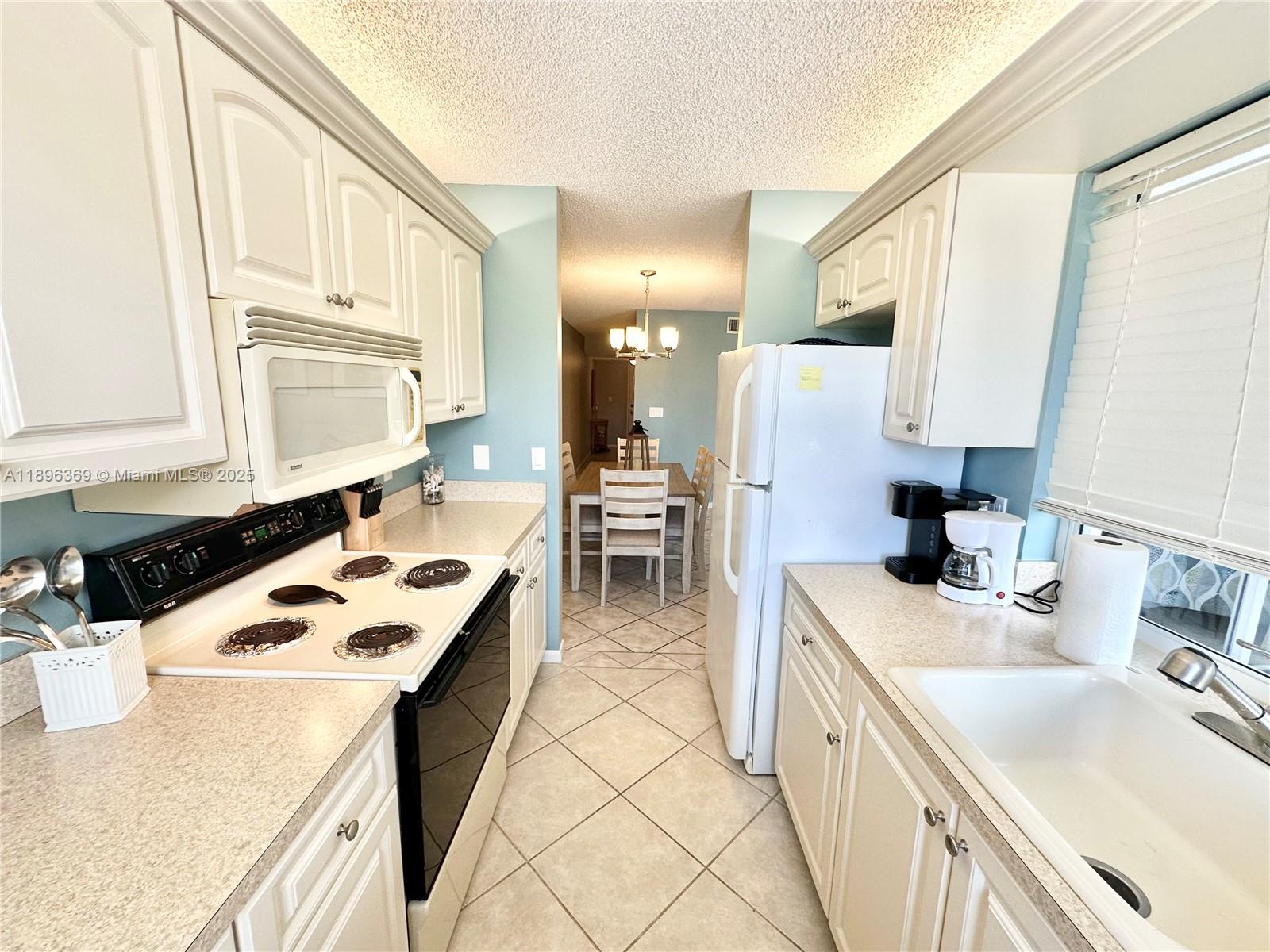 353 S Us Hwy 1 #E103 Jupiter, FL 33477