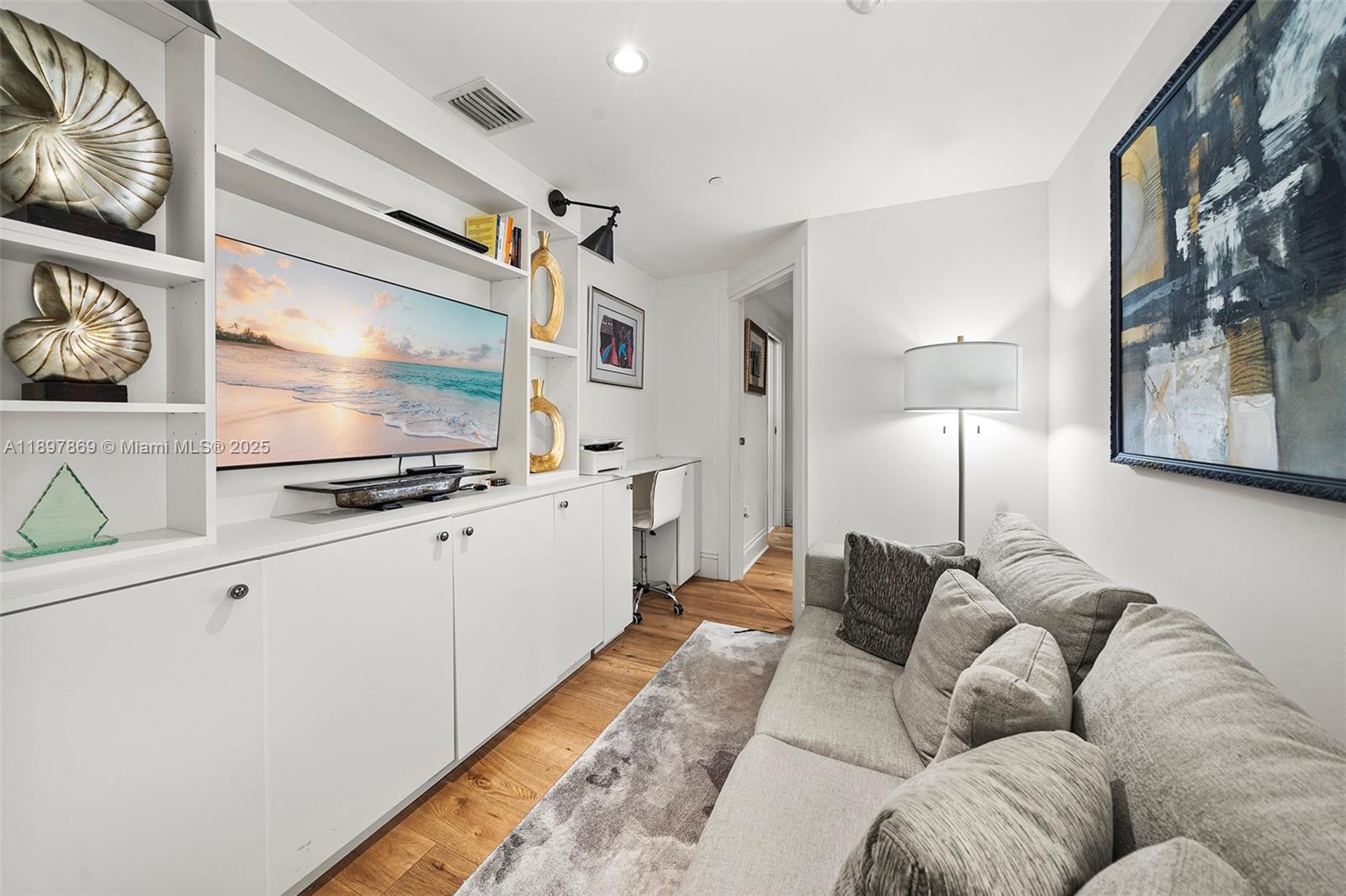 image Sls Lux Brickell22