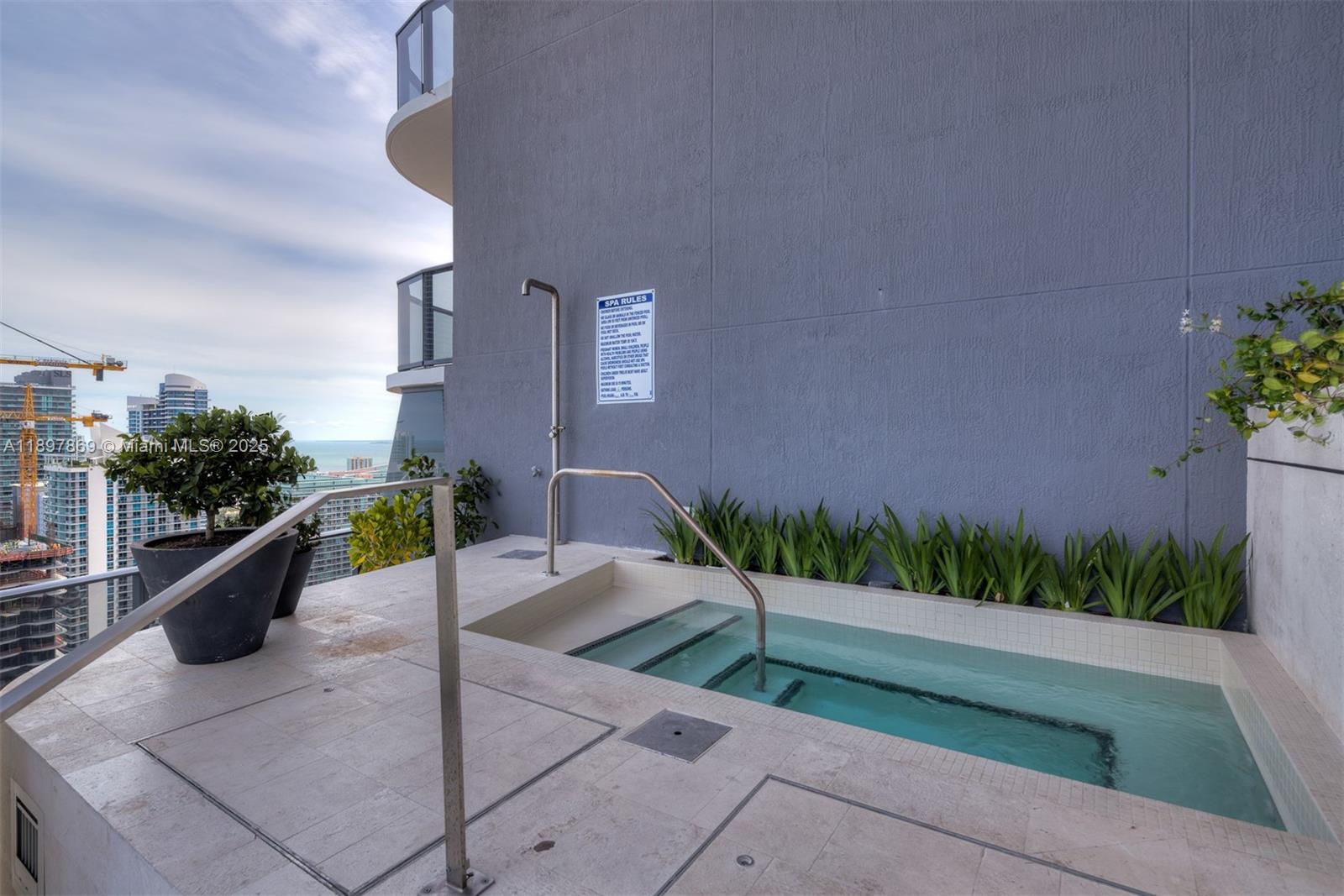 image Sls Lux Brickell67
