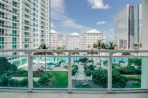 951 Brickell Ave
