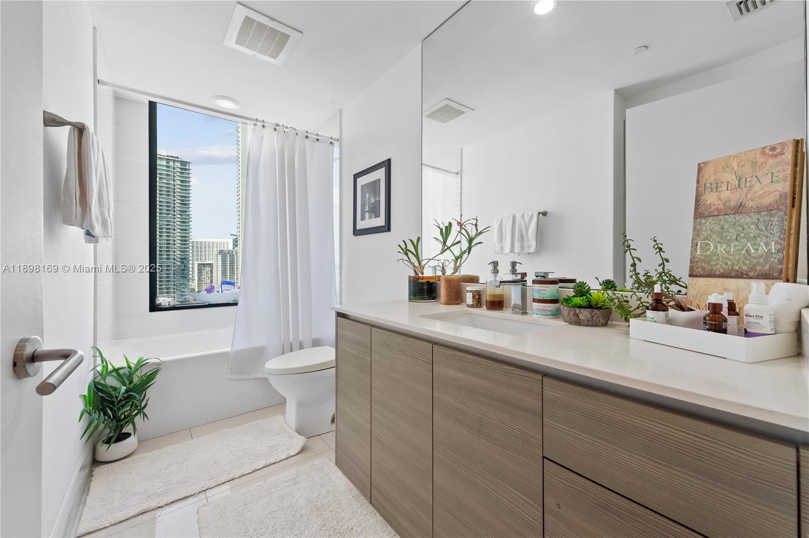 image Icon Bay Miami11