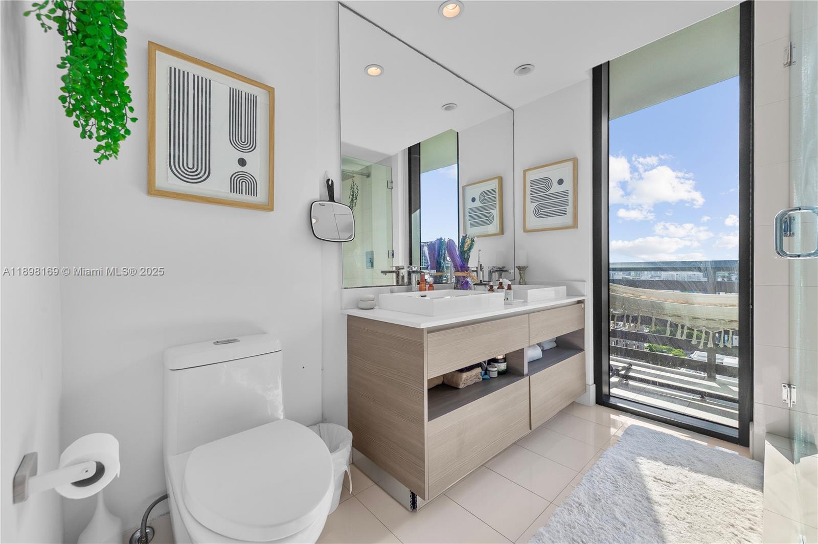 image Icon Bay Miami3