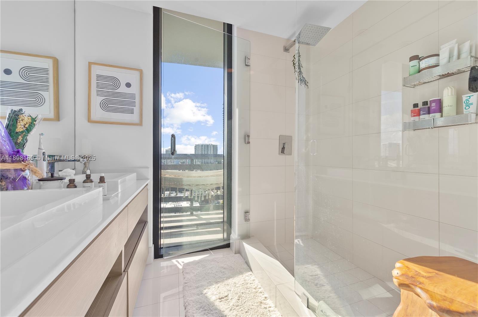 image Icon Bay Miami4