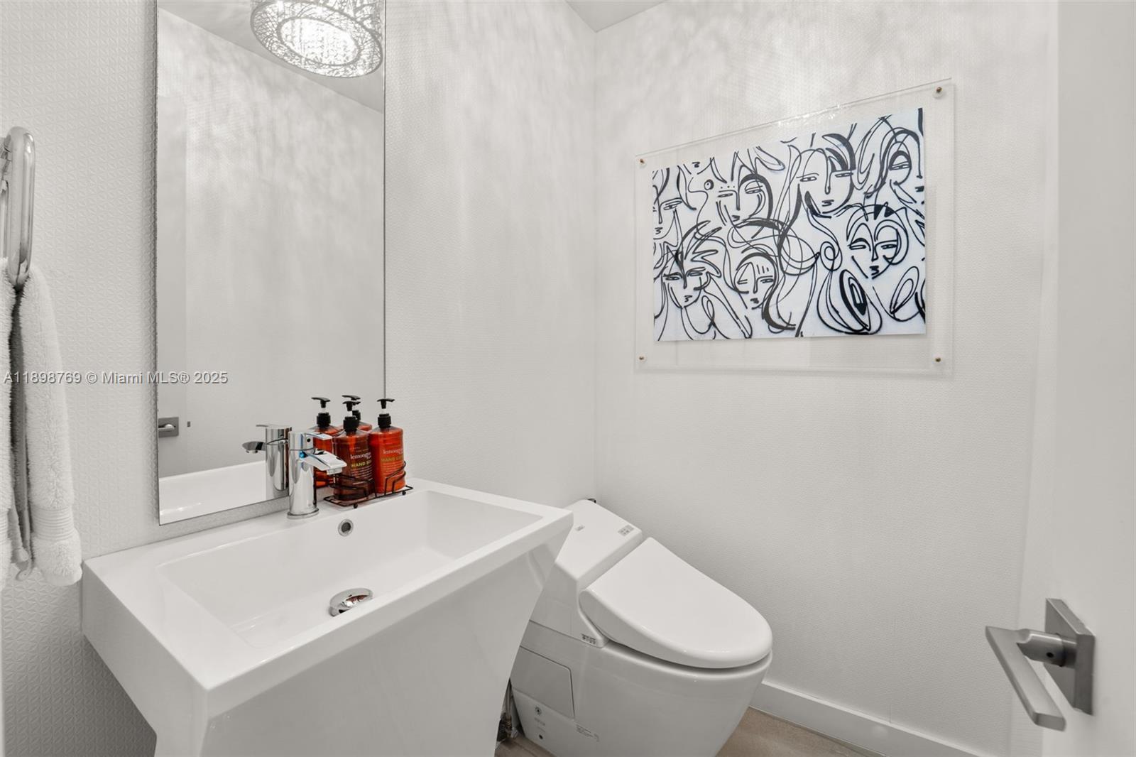 16 Island Ave #7C Miami Beach, FL 33139