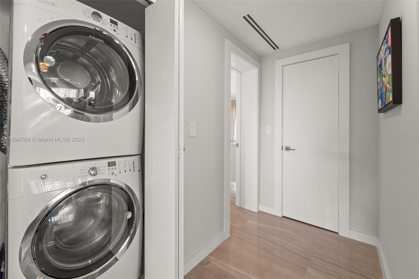 16 Island Ave #7C Miami Beach, FL 33139