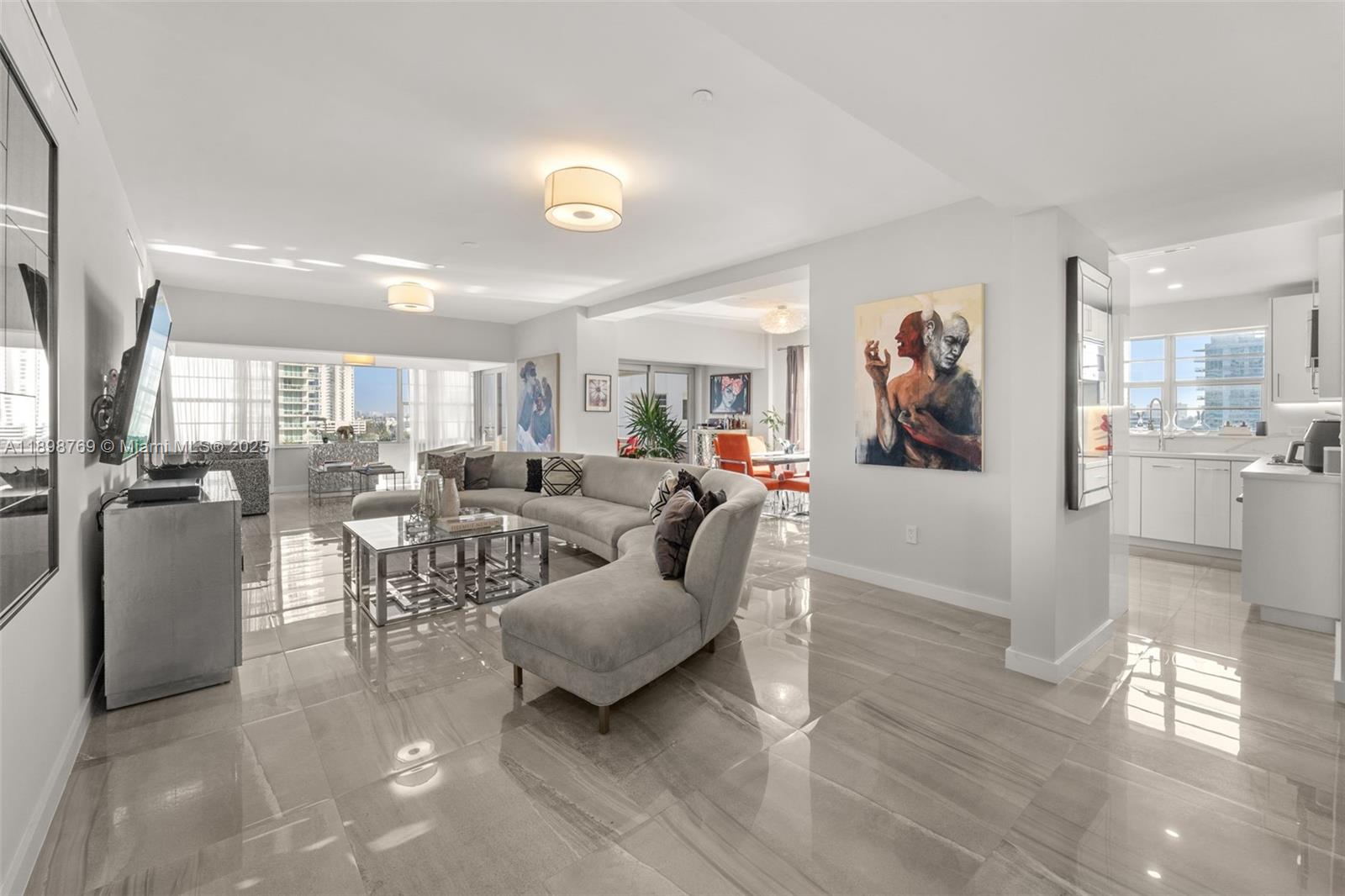 16 Island Ave #7C Miami Beach, FL 33139