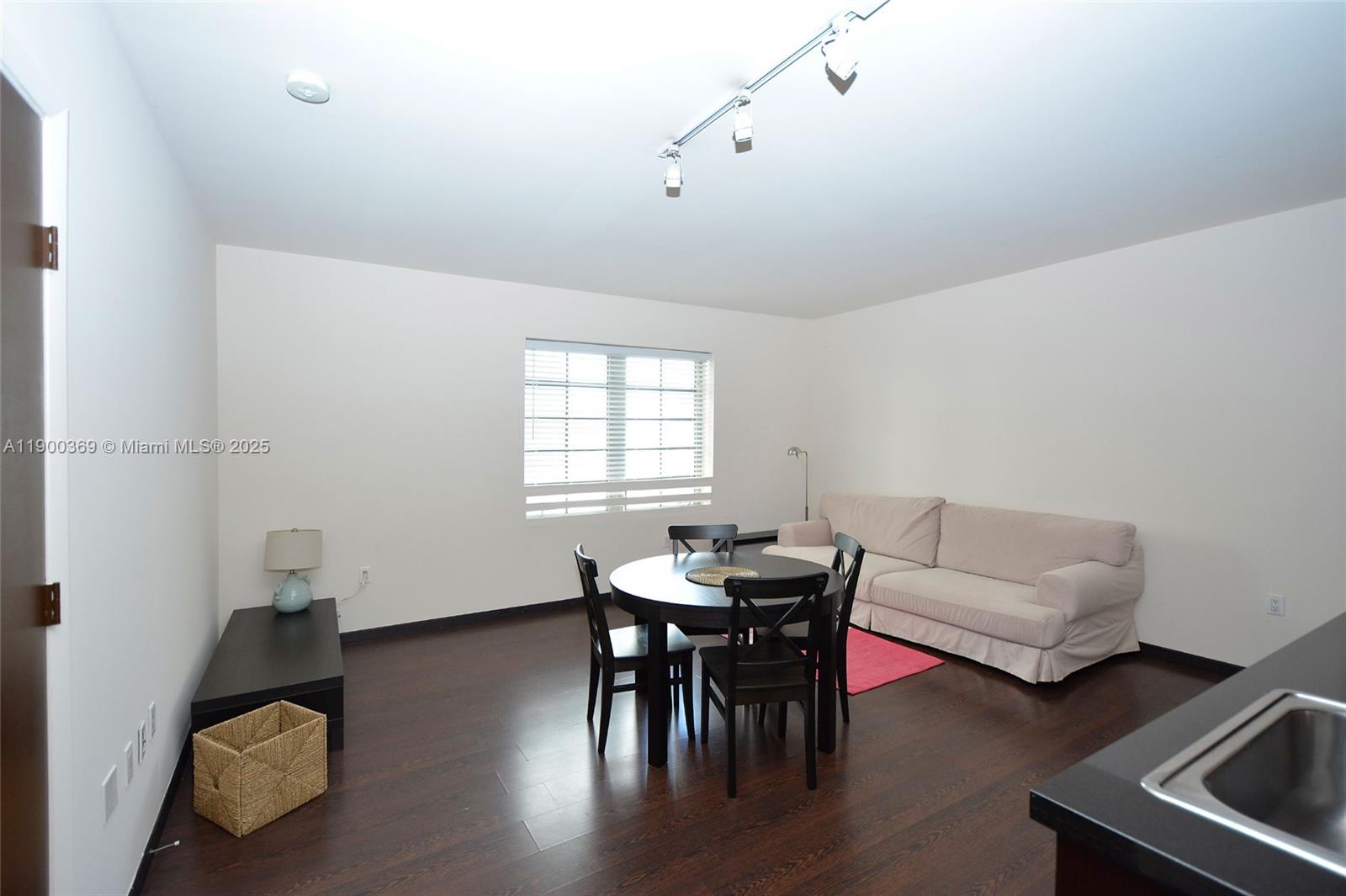 image Artecity Governor Condo10