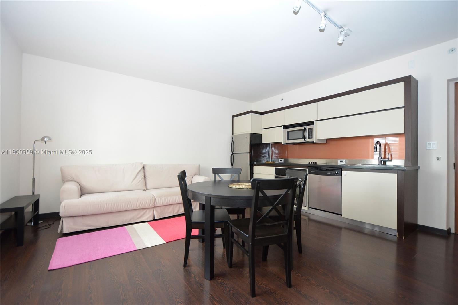 image Artecity Governor Condo2