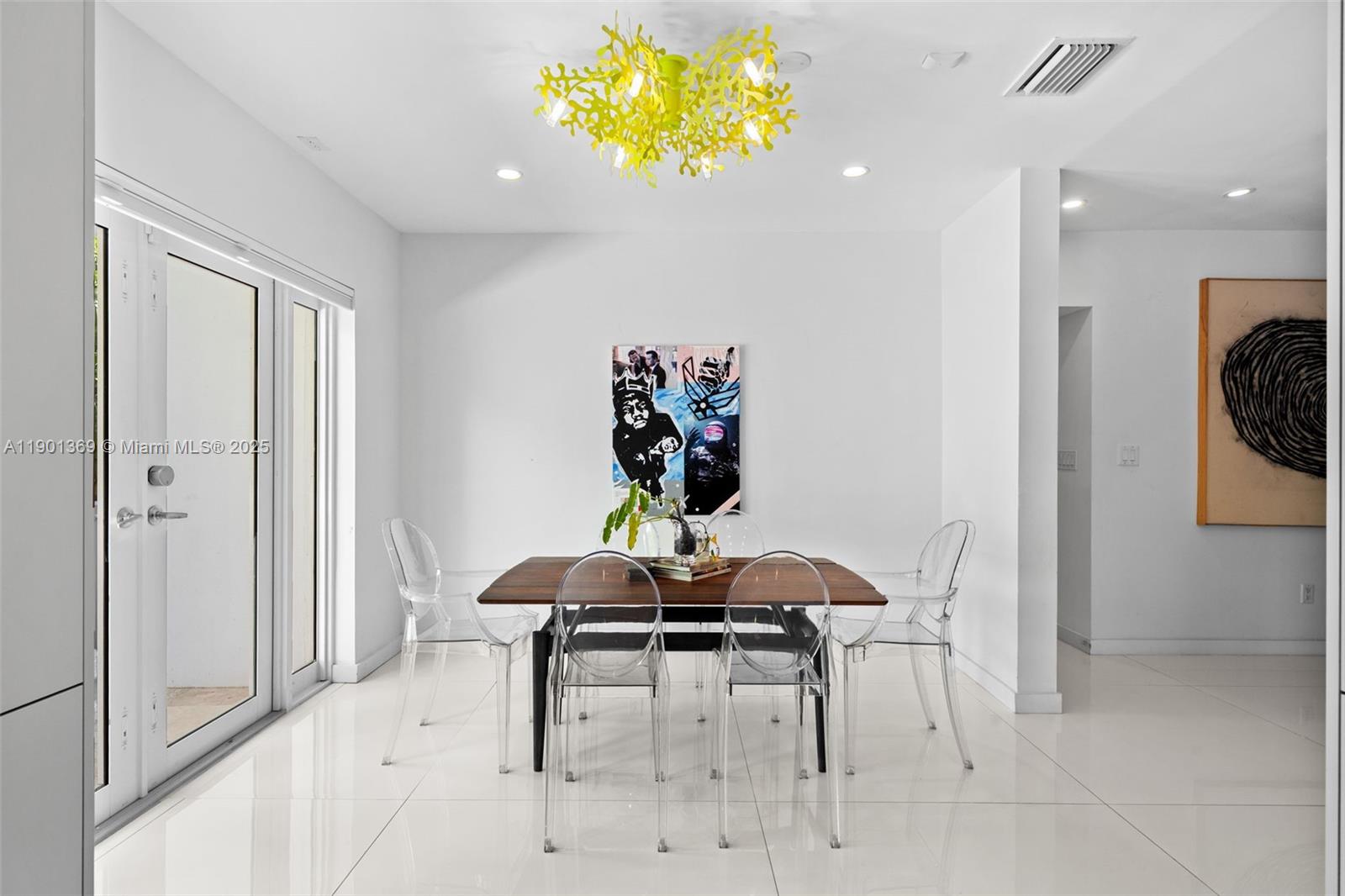 5055 N Bay Rd Miami Beach, FL 33140