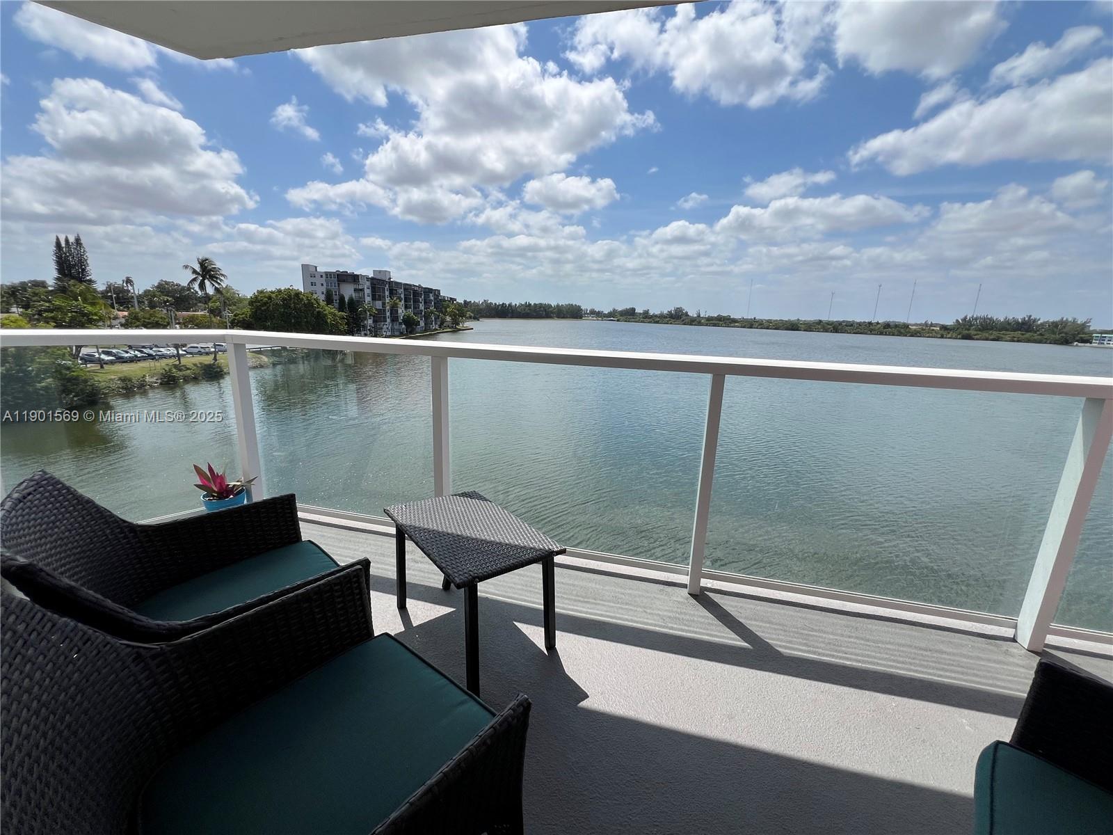 1301 NE Miami Gdns Dr #405W