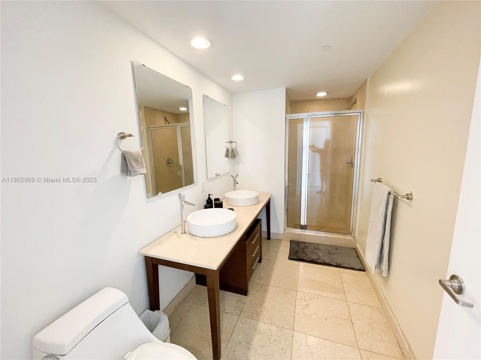 image Icon Brickell13
