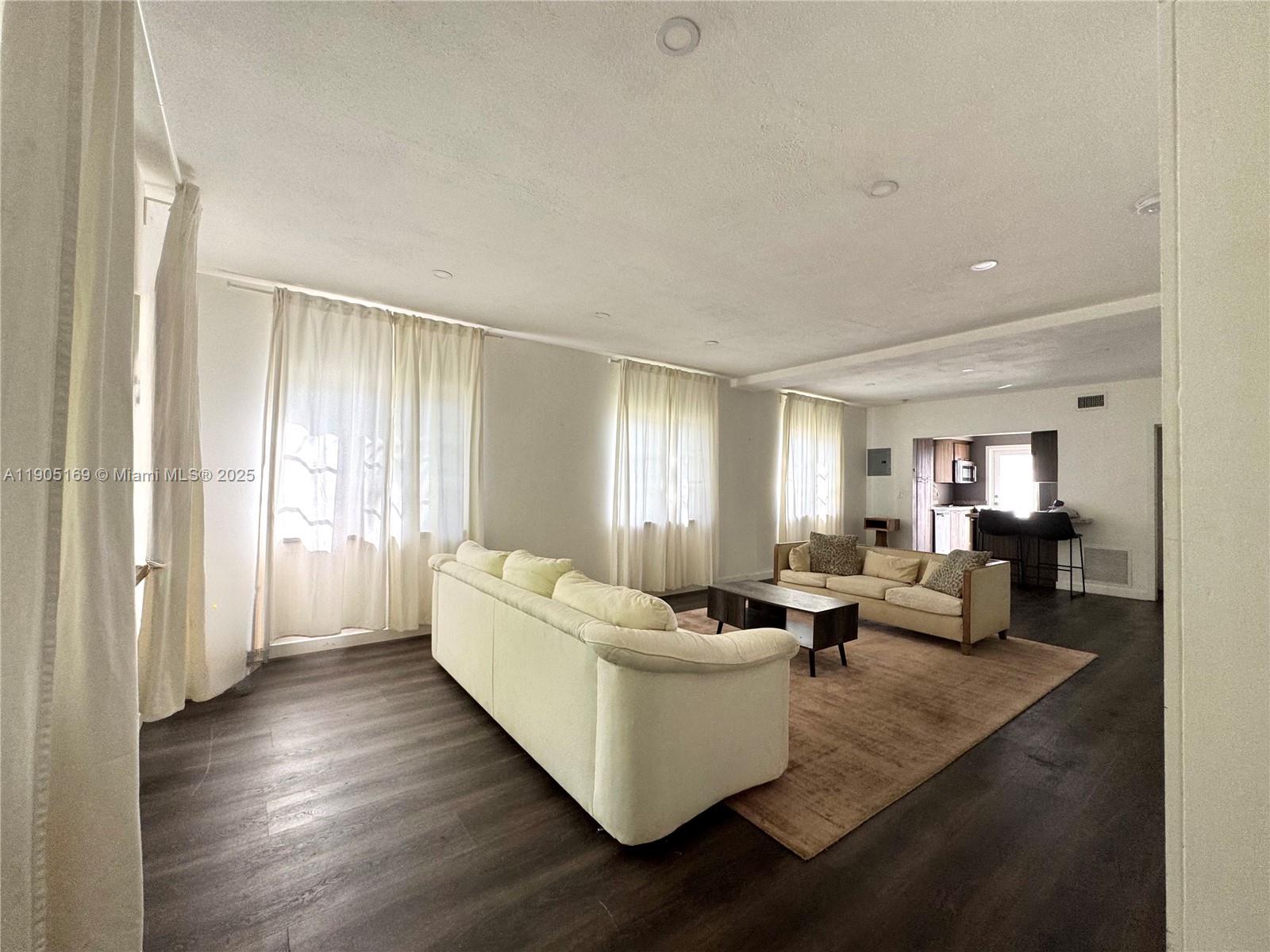 1785 Calais Dr #5 Miami Beach, FL 33141