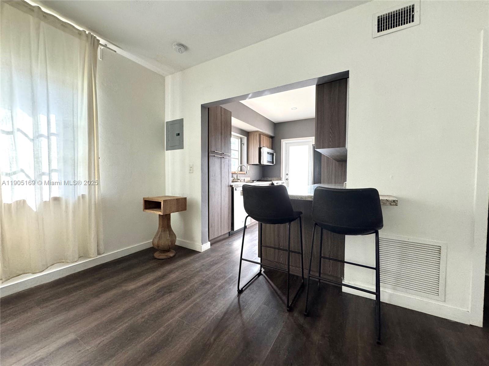 1785 Calais Dr #5 Miami Beach, FL 33141