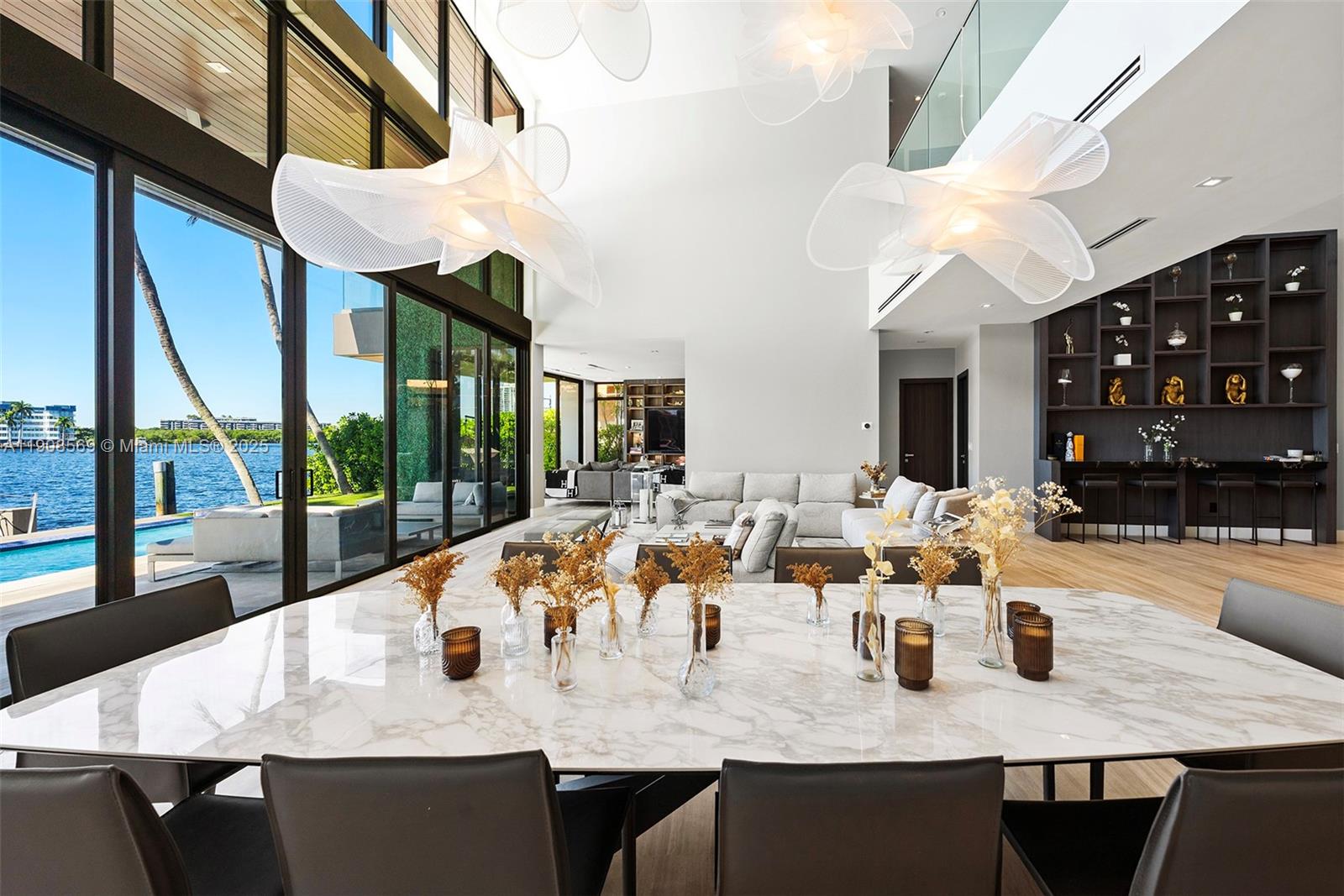 16470 NE 30th Ave North Miami Beach, FL 33160