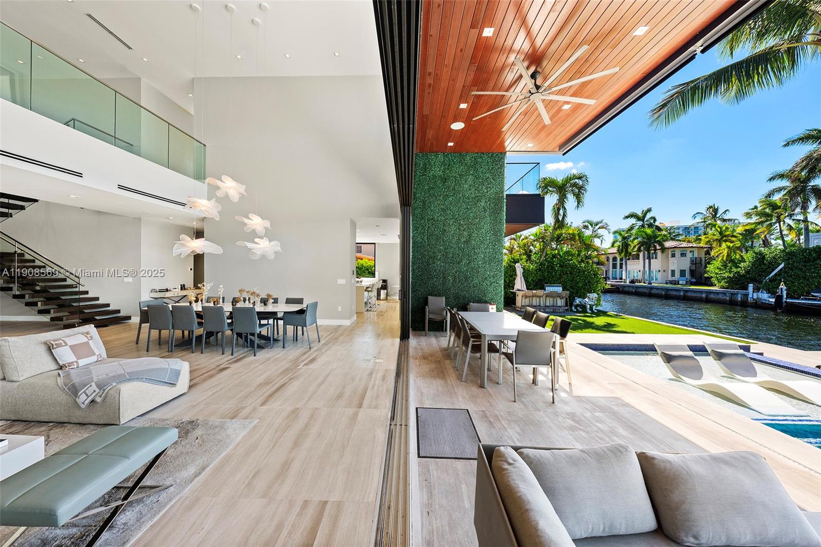 16470 NE 30th Ave North Miami Beach, FL 33160