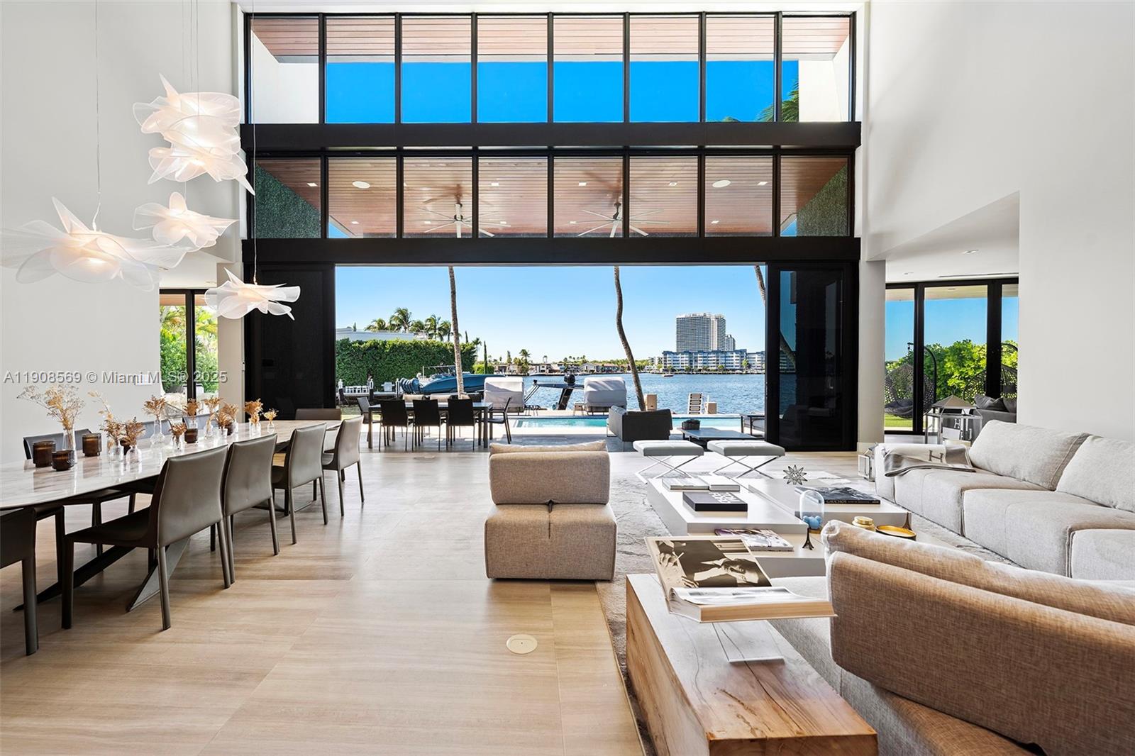 16470 NE 30th Ave North Miami Beach, FL 33160