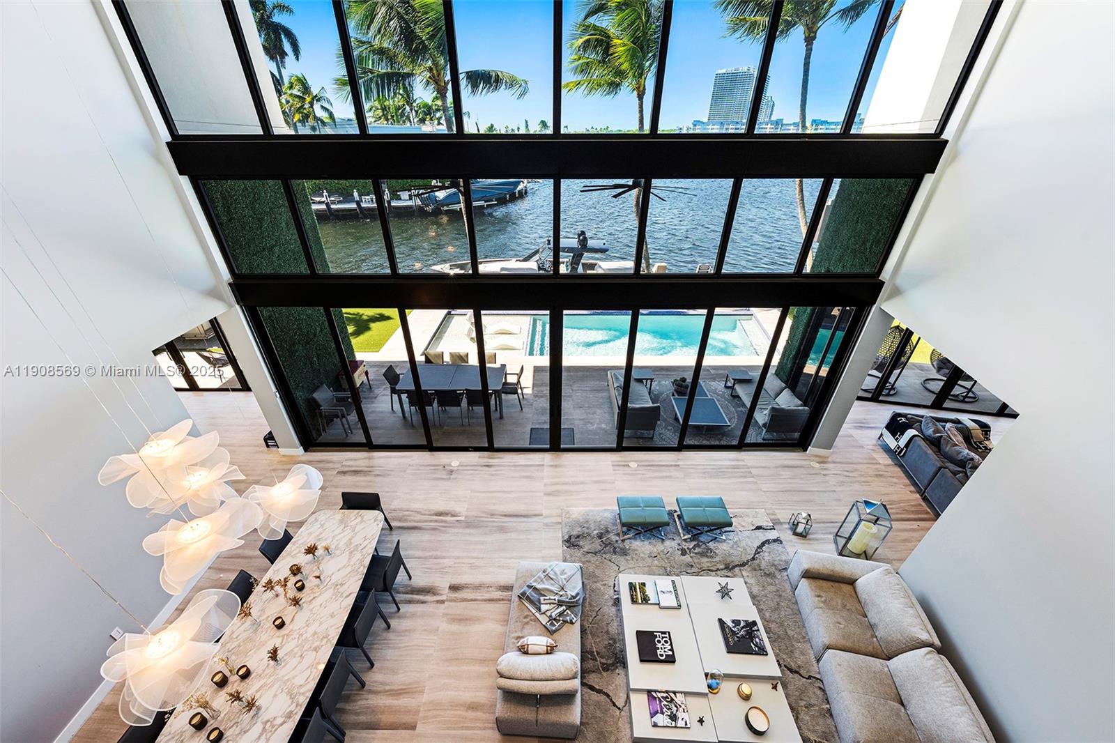 16470 NE 30th Ave North Miami Beach, FL 33160