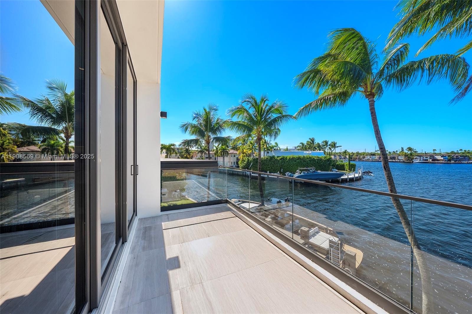 16470 NE 30th Ave North Miami Beach, FL 33160