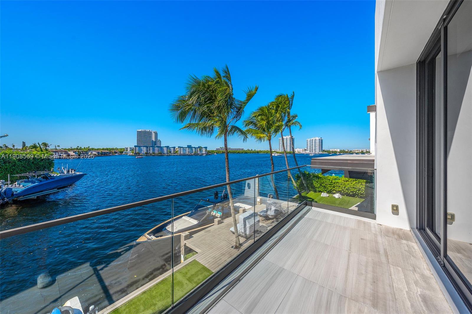 16470 NE 30th Ave North Miami Beach, FL 33160