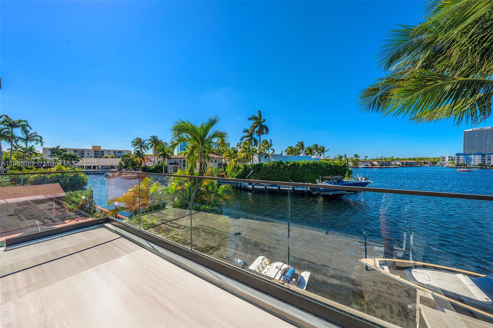 16470 NE 30th Ave North Miami Beach, FL 33160