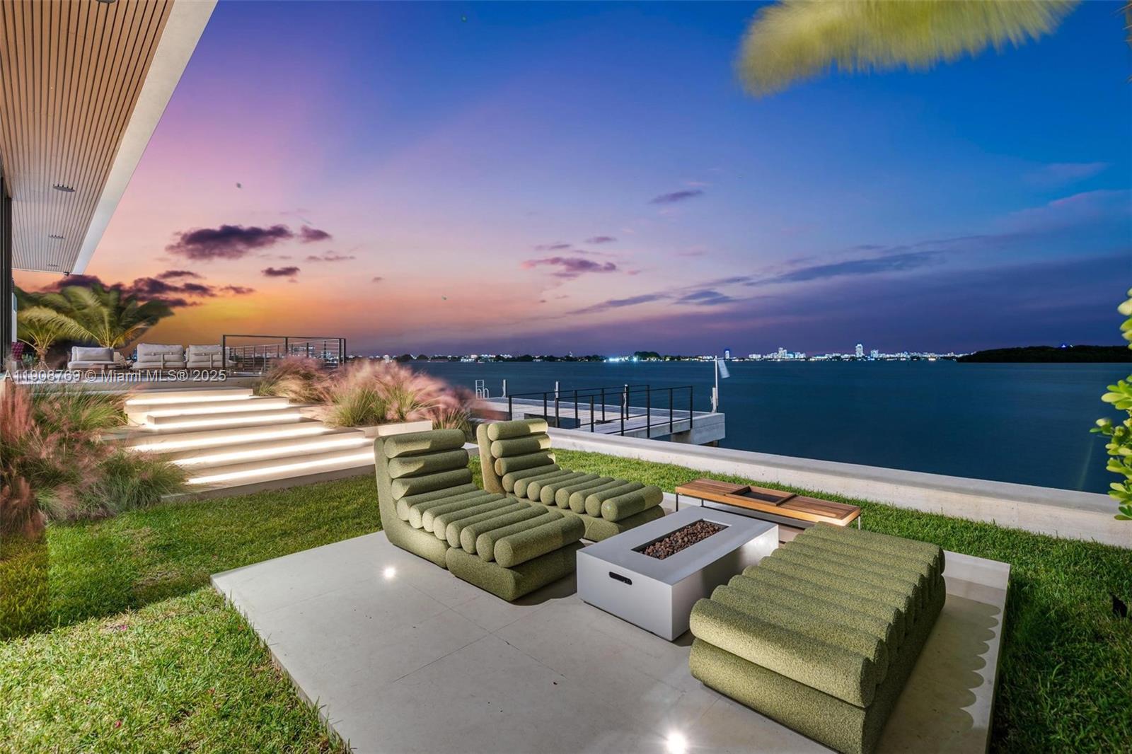 11400 N Bayshore Dr North Miami, FL 33181