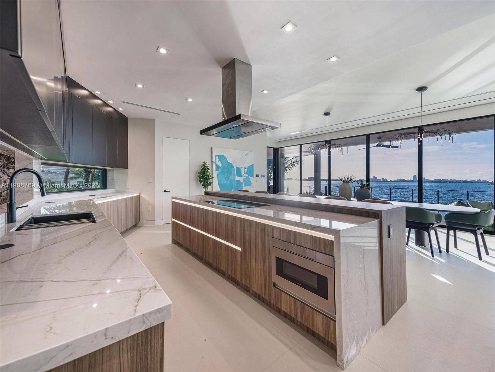 11400 N Bayshore Dr North Miami, FL 33181