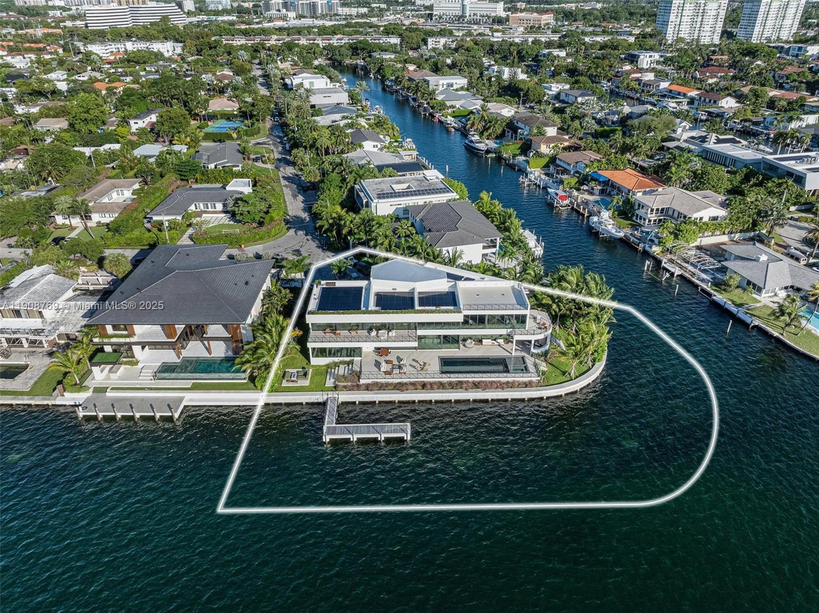 11400 N Bayshore Dr North Miami, FL 33181