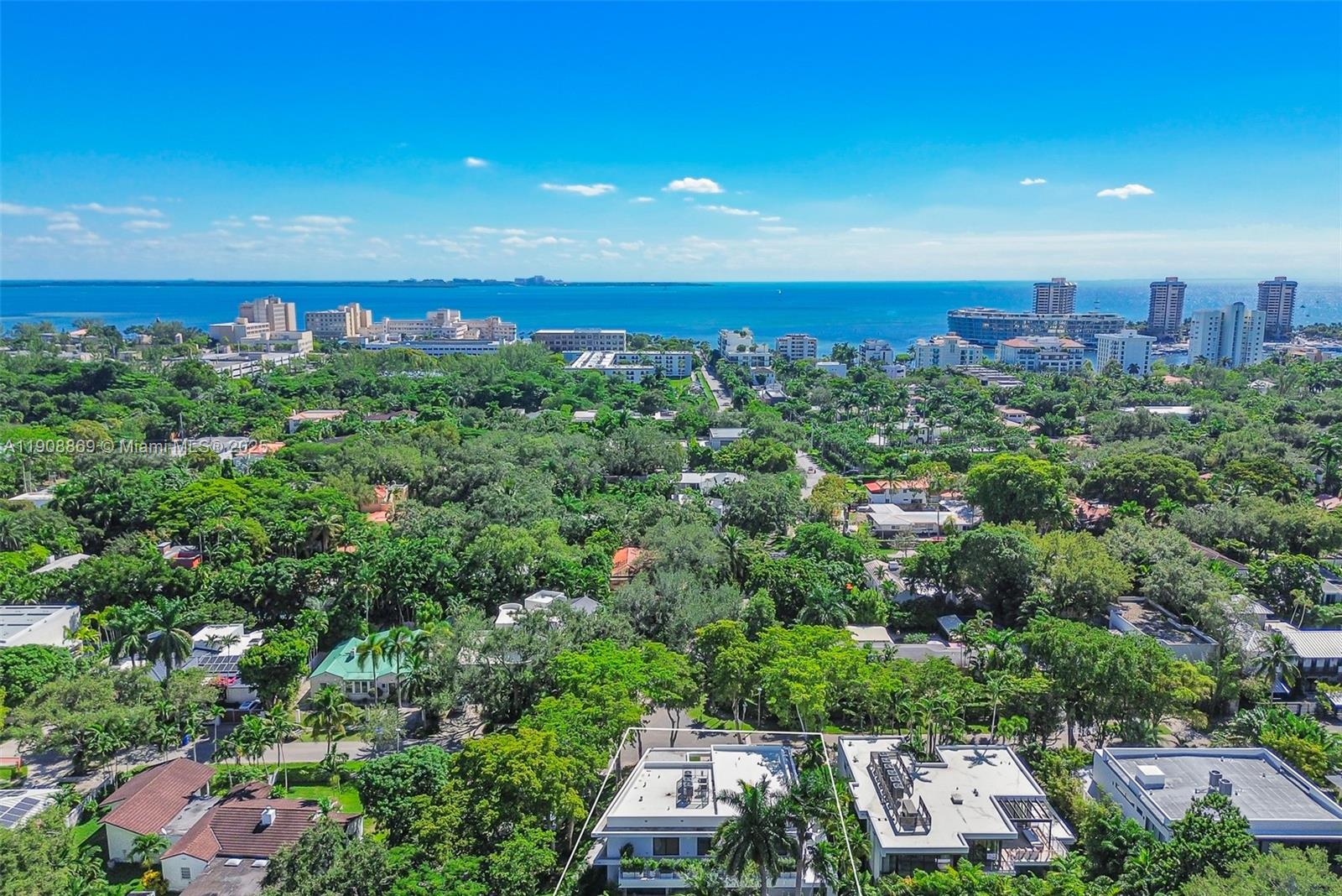 1661 Onaway Dr Miami, FL 33133