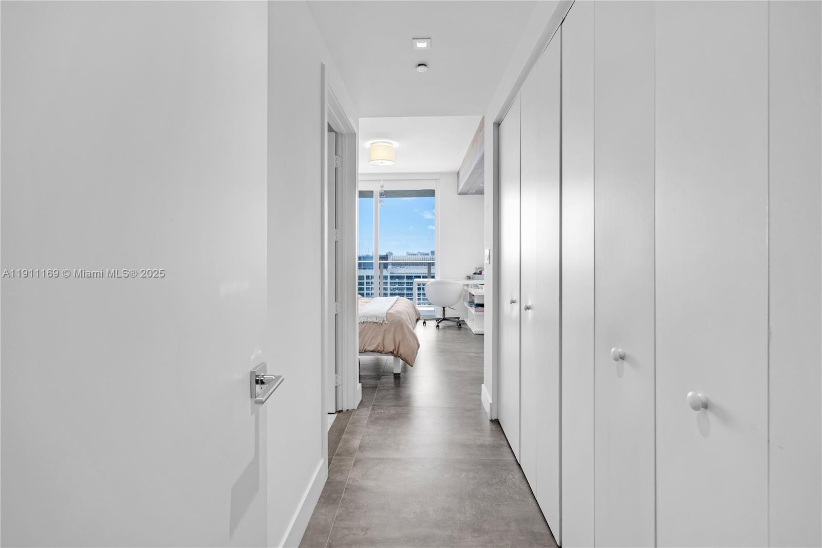 image Aria On The Bay Condo28