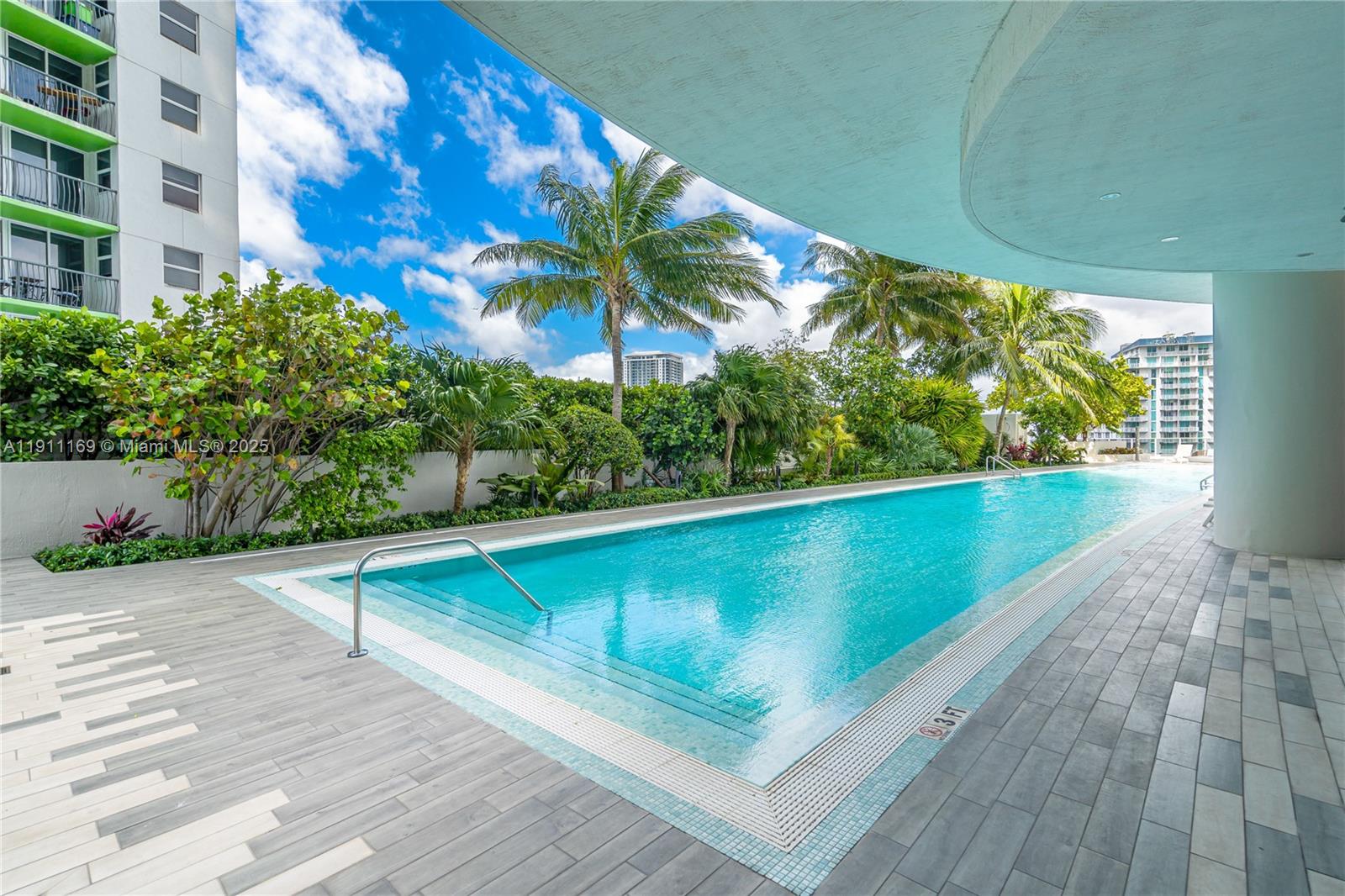 image Aria On The Bay Condo41