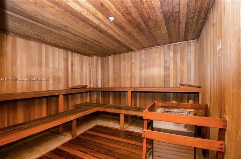 610 W Las Olas Blvd #313N Fort Lauderdale, FL 33312