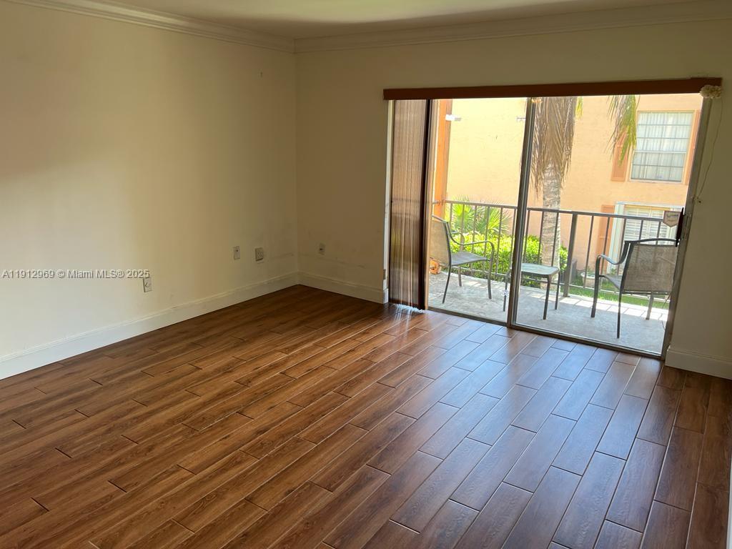 7160 Fairway Dr #J18