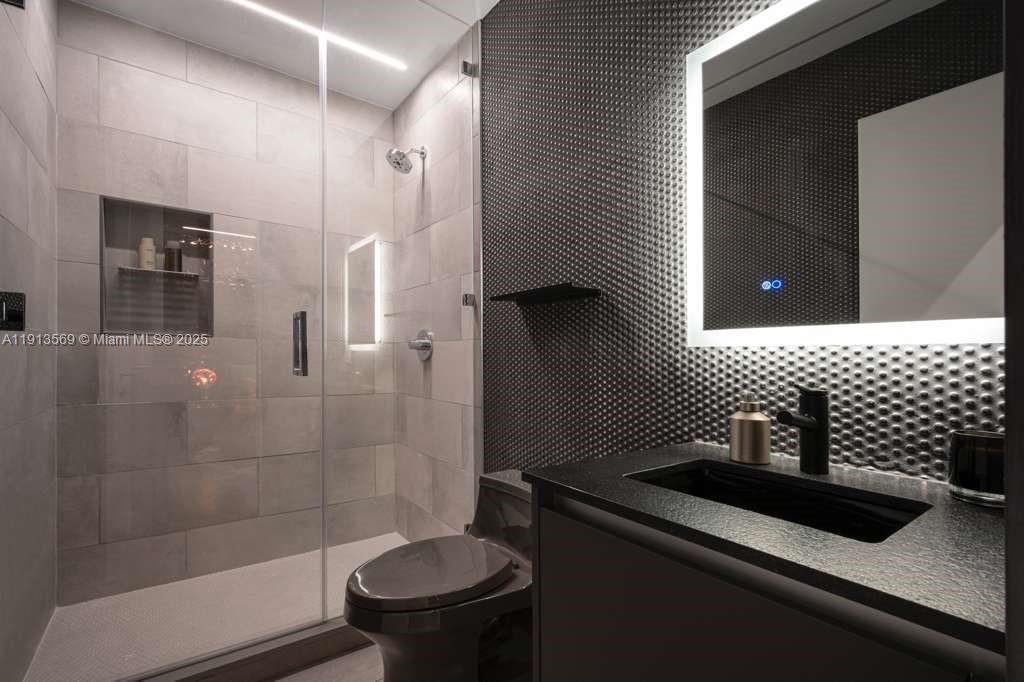 788 NE 23rd St #4102 Miami, FL 33137