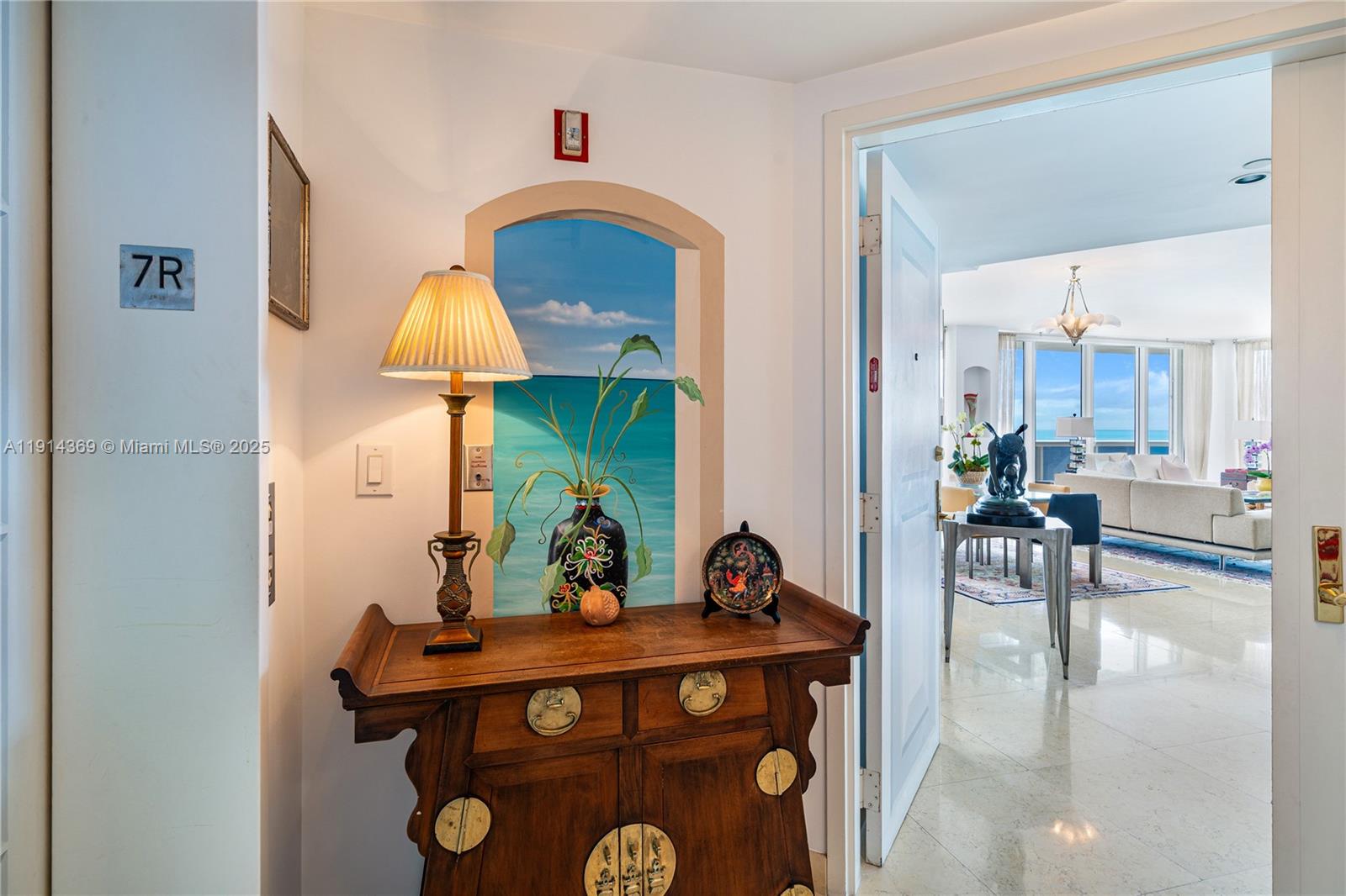 9559 Collins Ave #S7-A / S-108 Surfside, FL 33154