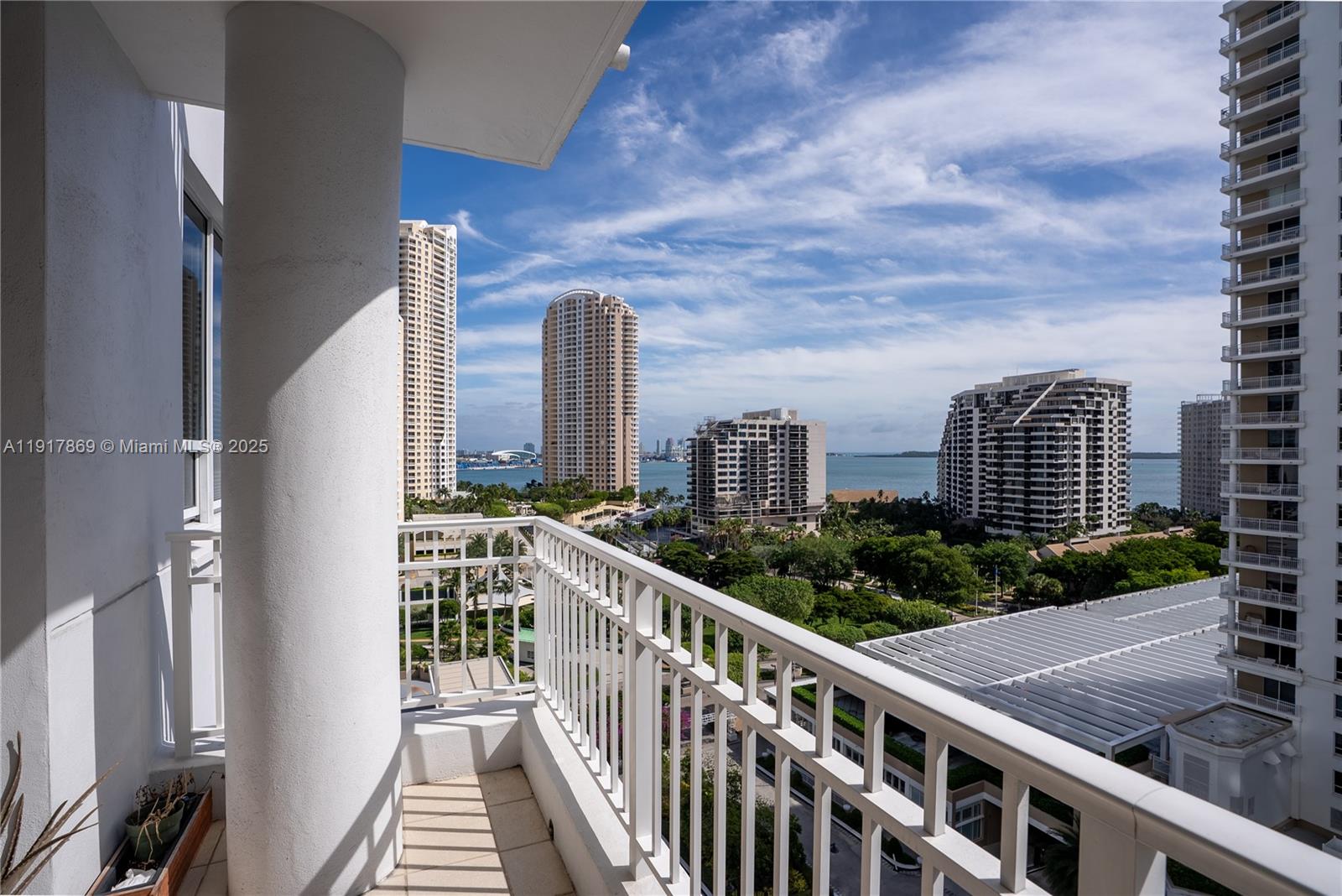 801 Brickell Key Blvd #1407