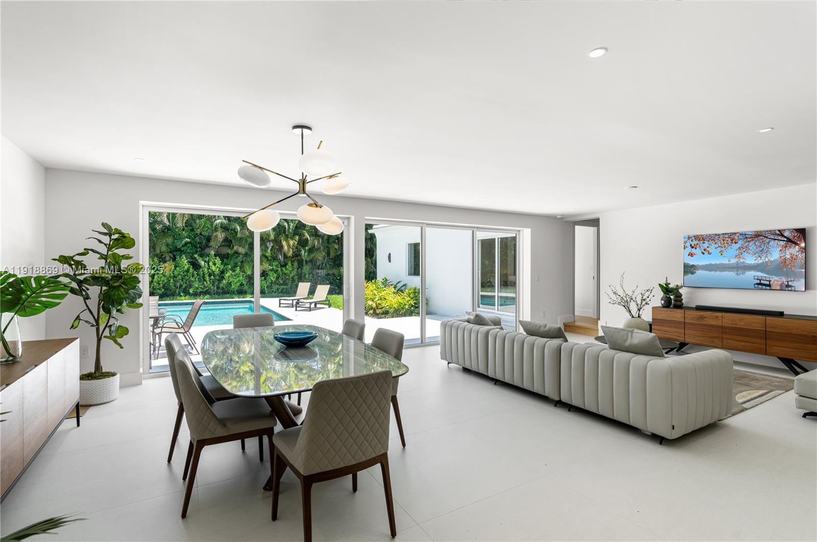 45 NE 104th St Miami Shores, FL 33138