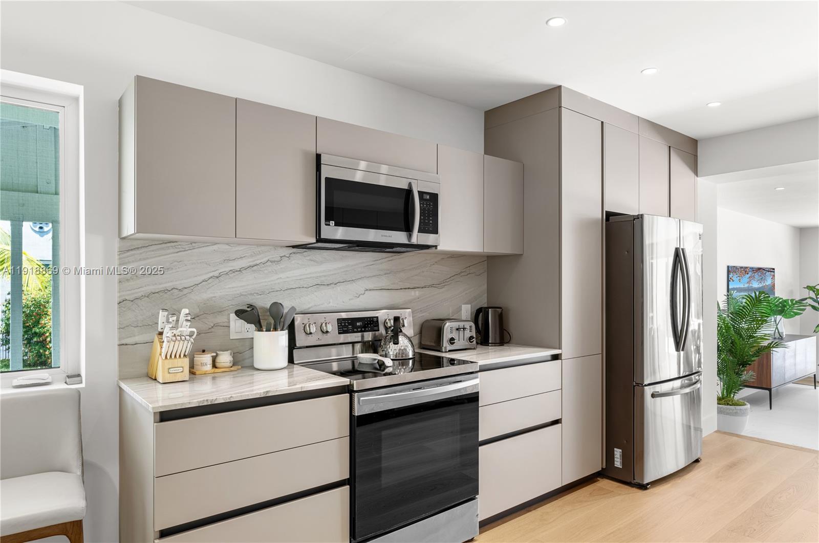 45 NE 104th St Miami Shores, FL 33138