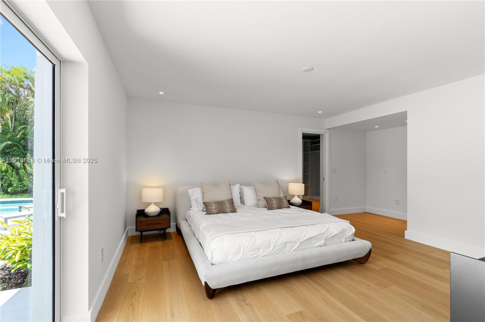 45 NE 104th St Miami Shores, FL 33138