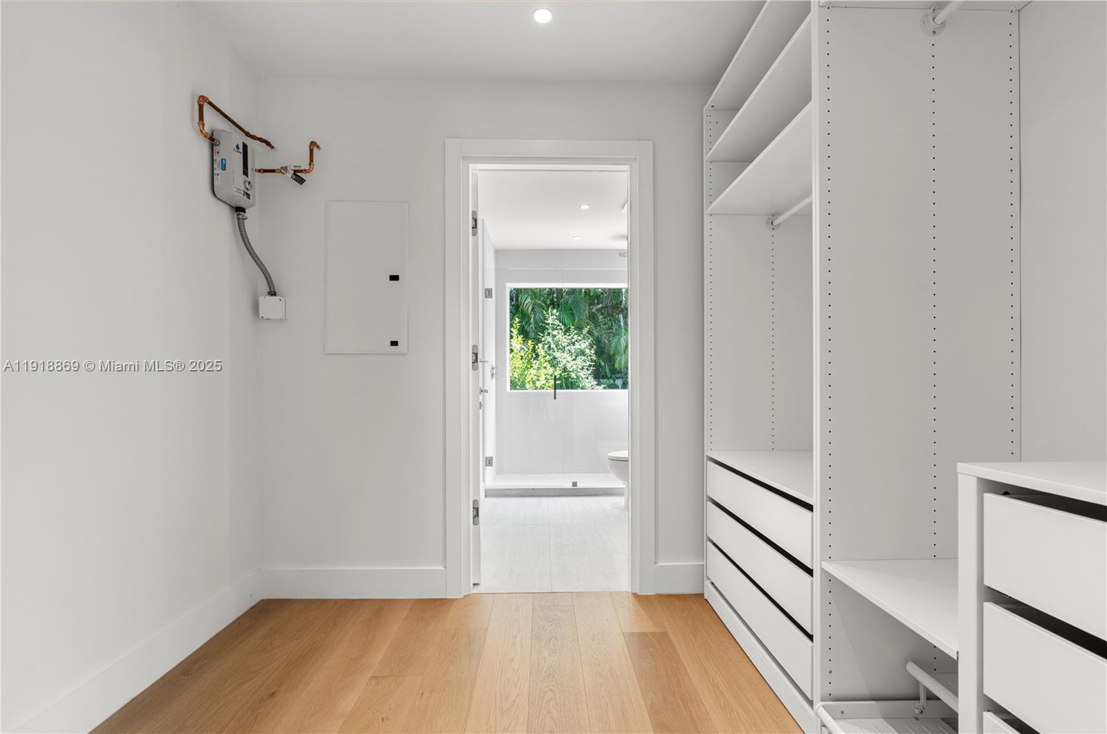 45 NE 104th St Miami Shores, FL 33138