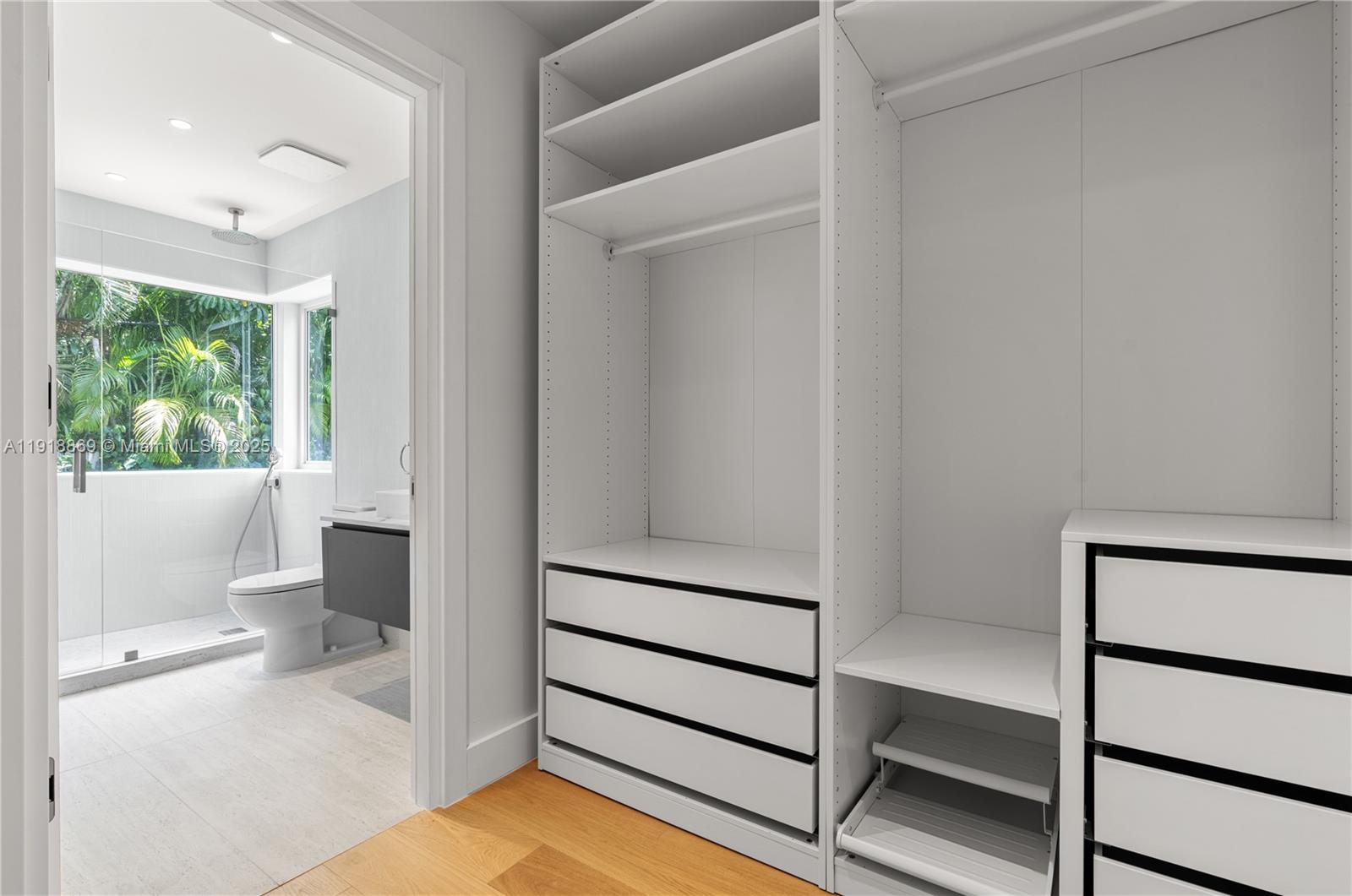 45 NE 104th St Miami Shores, FL 33138