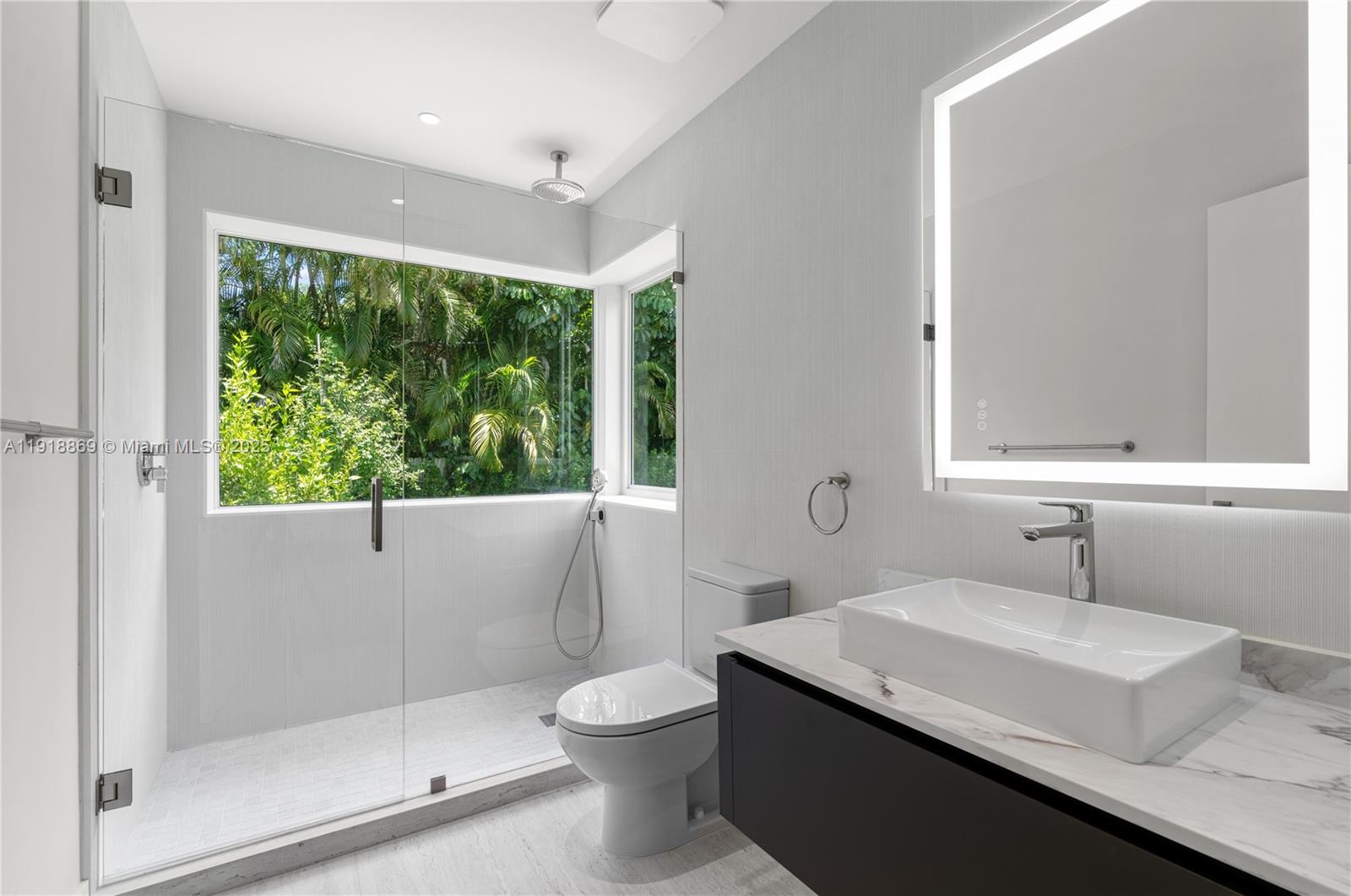 45 NE 104th St Miami Shores, FL 33138